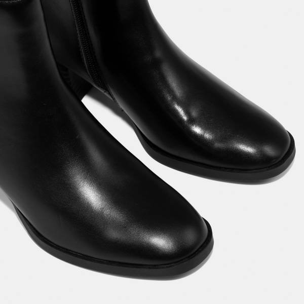 Elena-007 Piel Negro