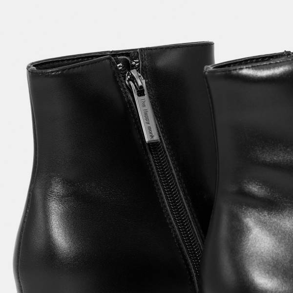 Elena-007 Piel Negro